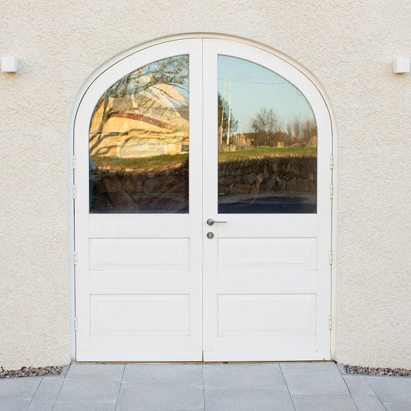 arched-timber-entrance-door